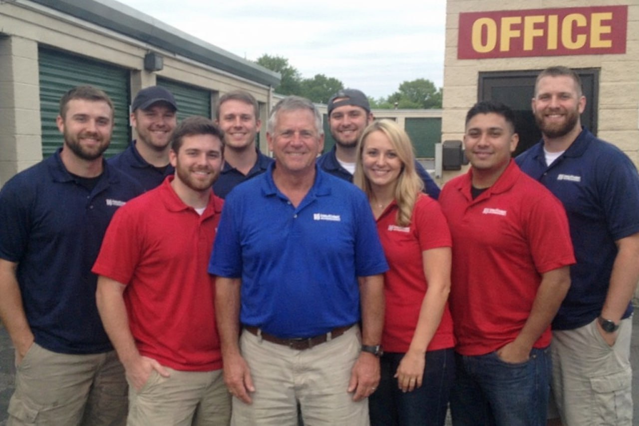 Water damage restoration professionals in Cedar Rapids, IA